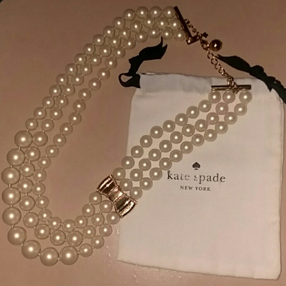 Kate Spade Pearl necklace